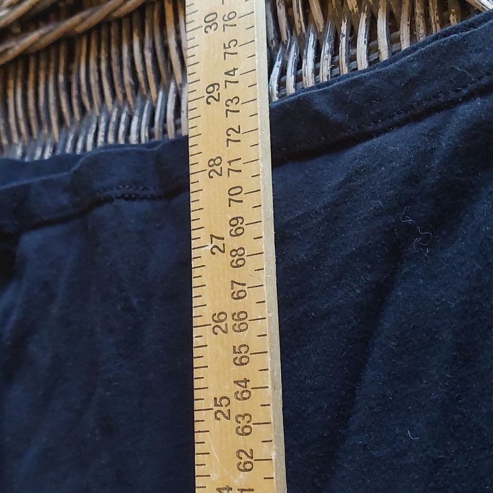 Ariat Logo Long Sleeve Tee - Picture 5 of 9